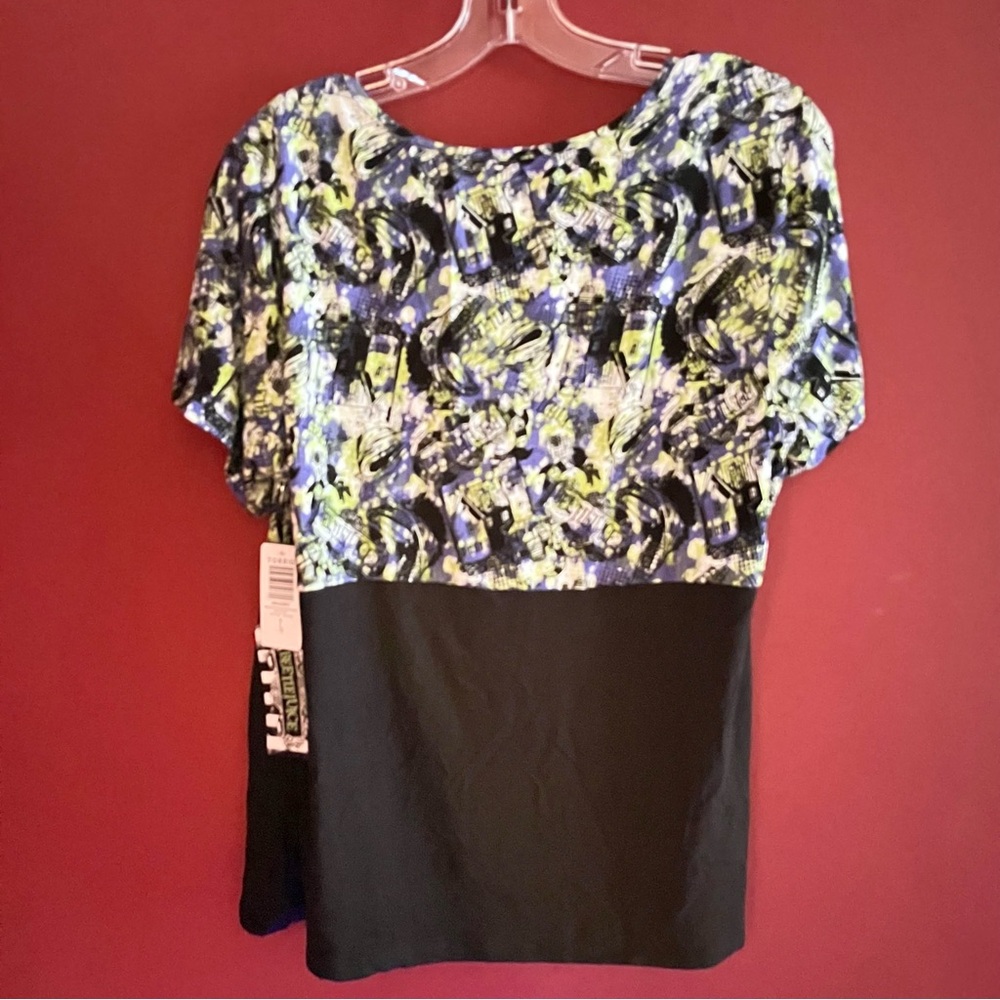NWT Torrid “BeetleJuice” Mansion Top - Picture 13 of 15